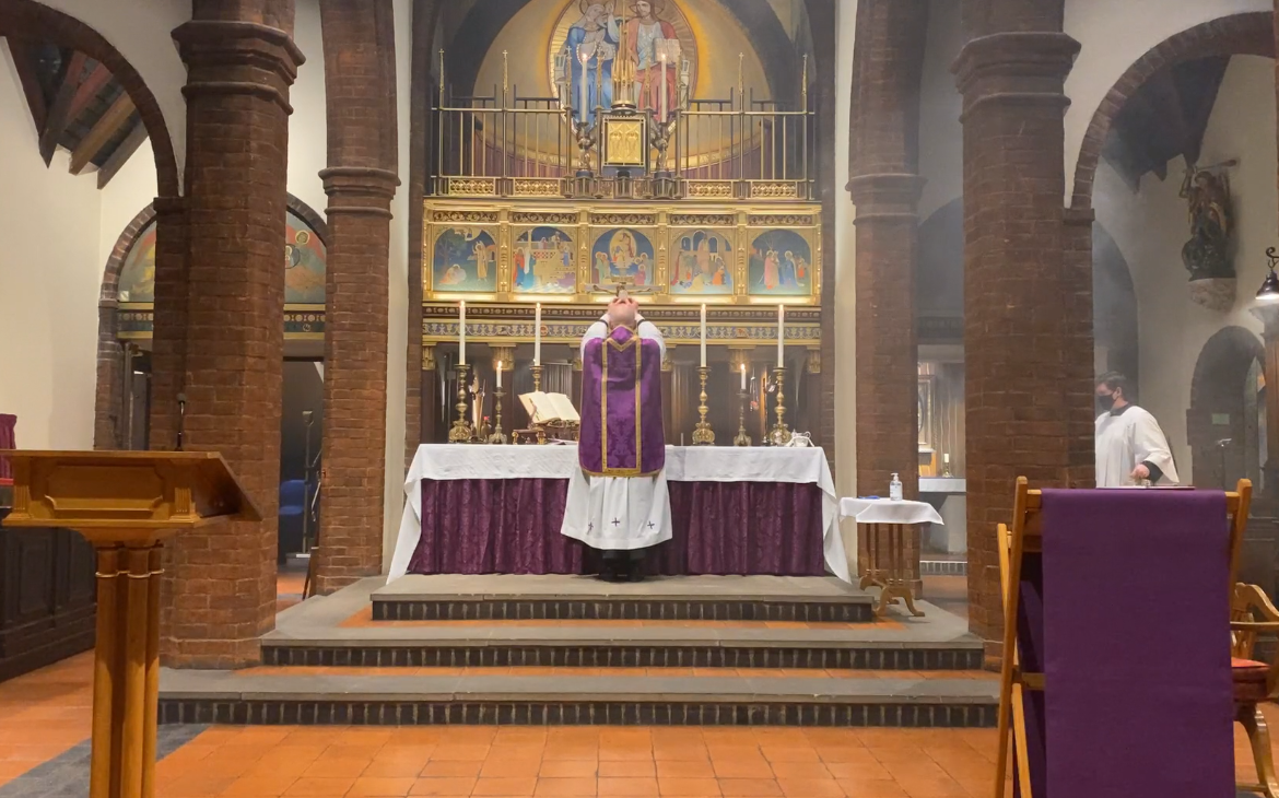 Lent Mass image Lent Mass image